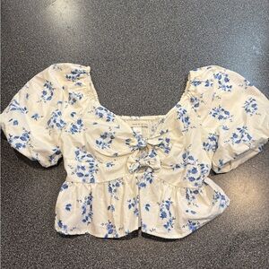 Zara Blue and Cream Floral Blouse